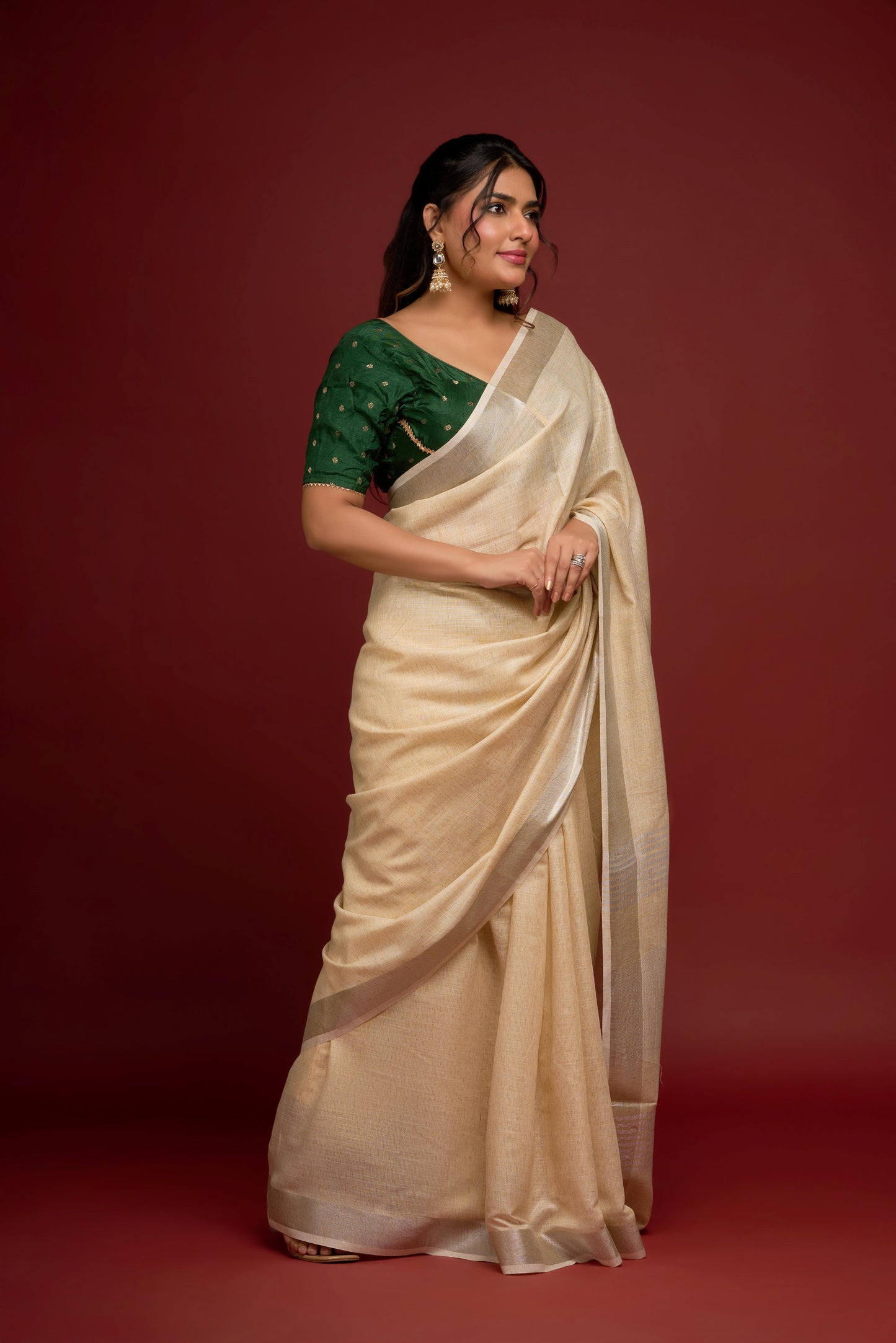 BEIGE AND SILVER TISSUE SAREE