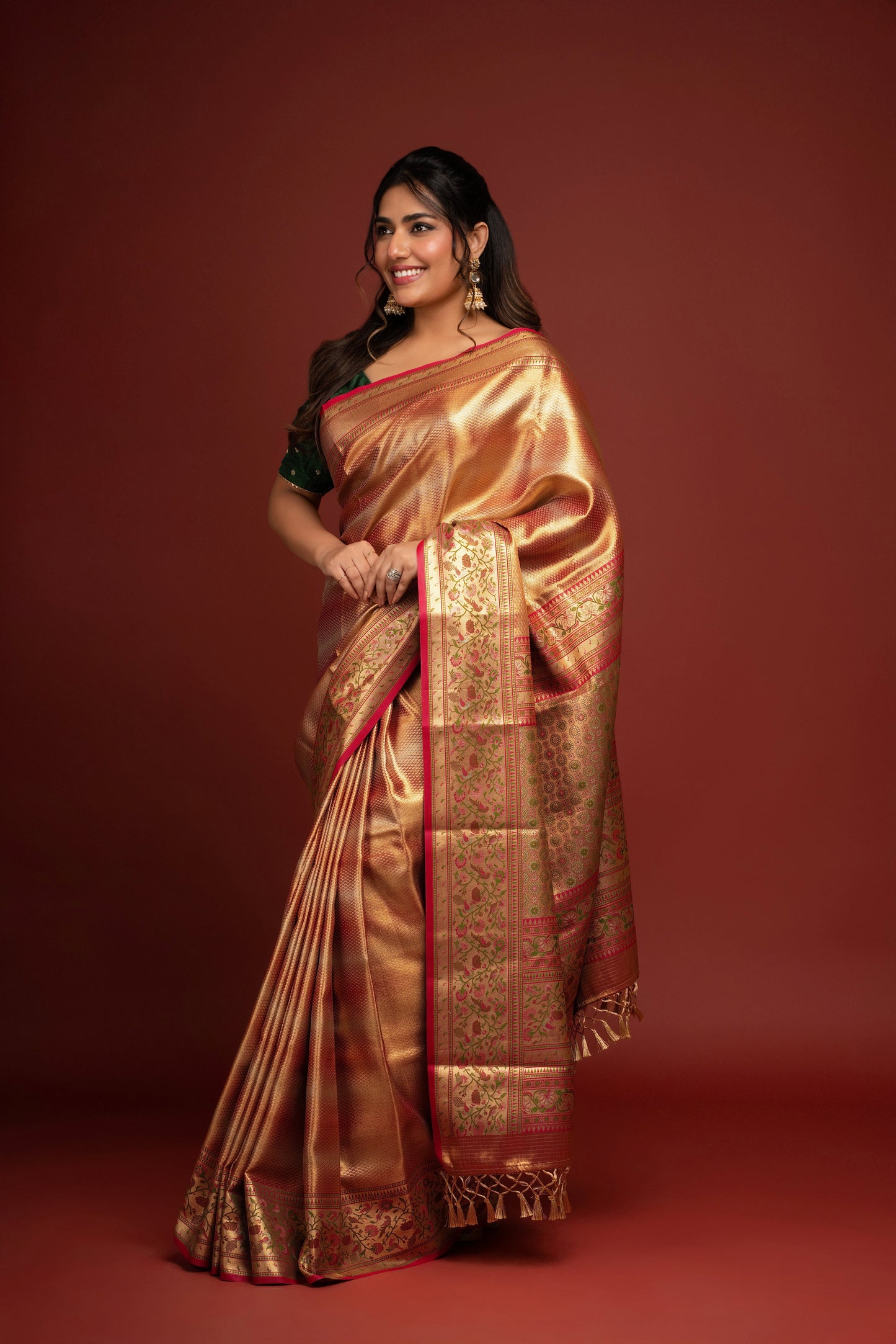 PINK AND GOLDEN KANJEEVARAM SAREE