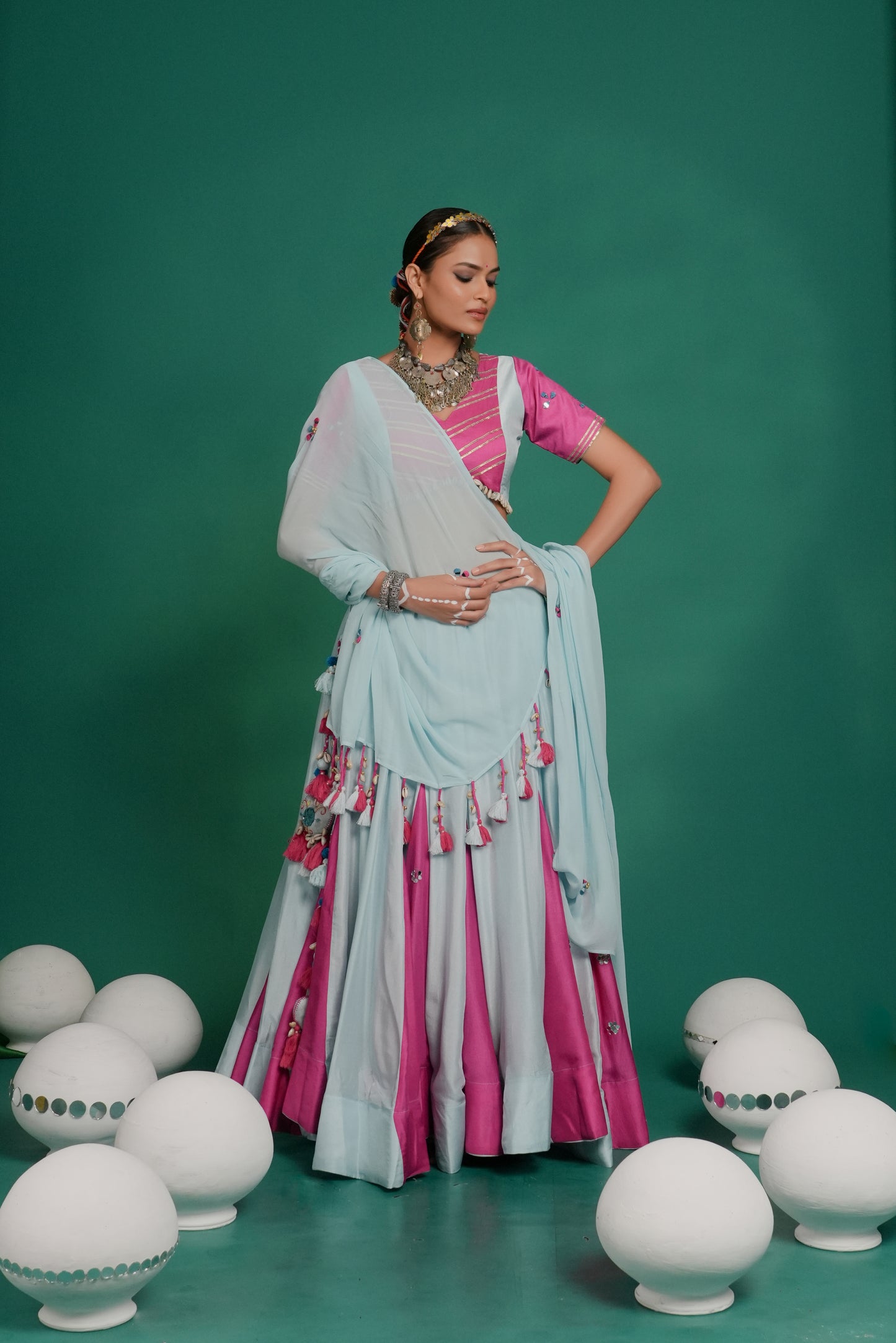 GULABI AASMAN