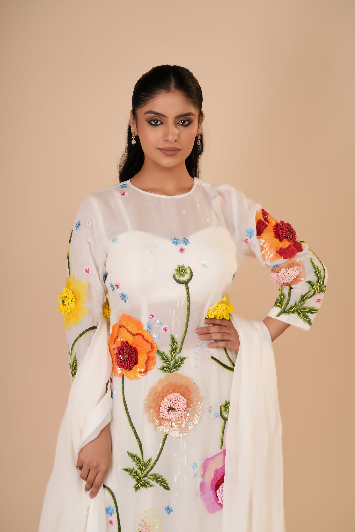 WHITE KURTA AND PALAZZO SET