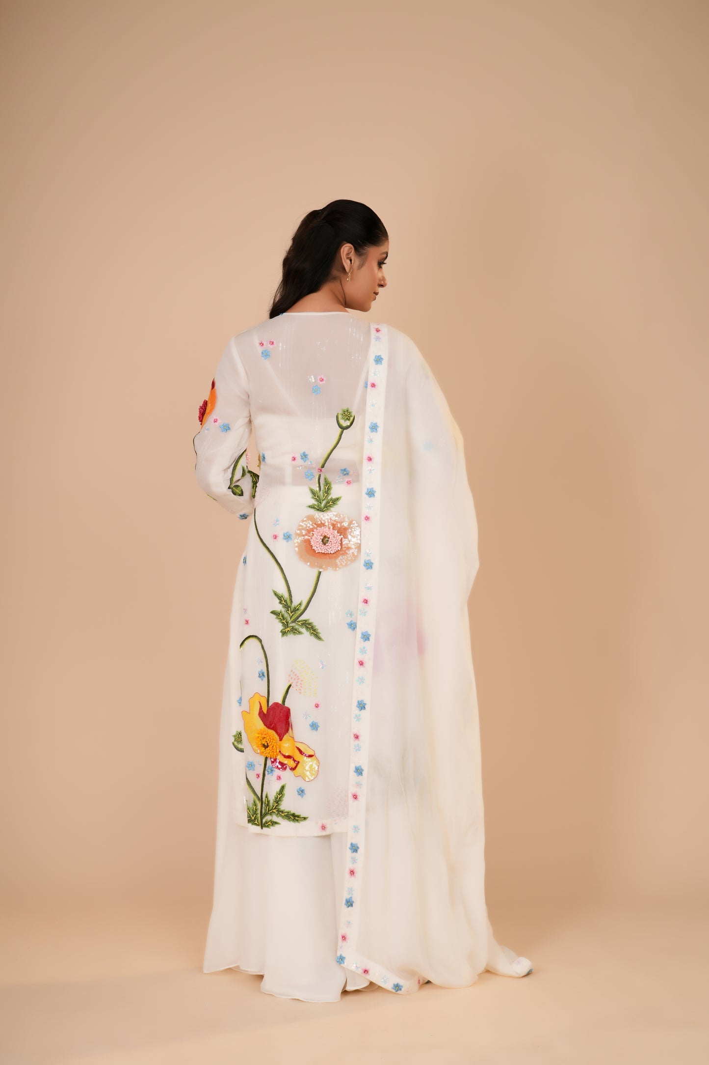 WHITE KURTA AND PALAZZO SET