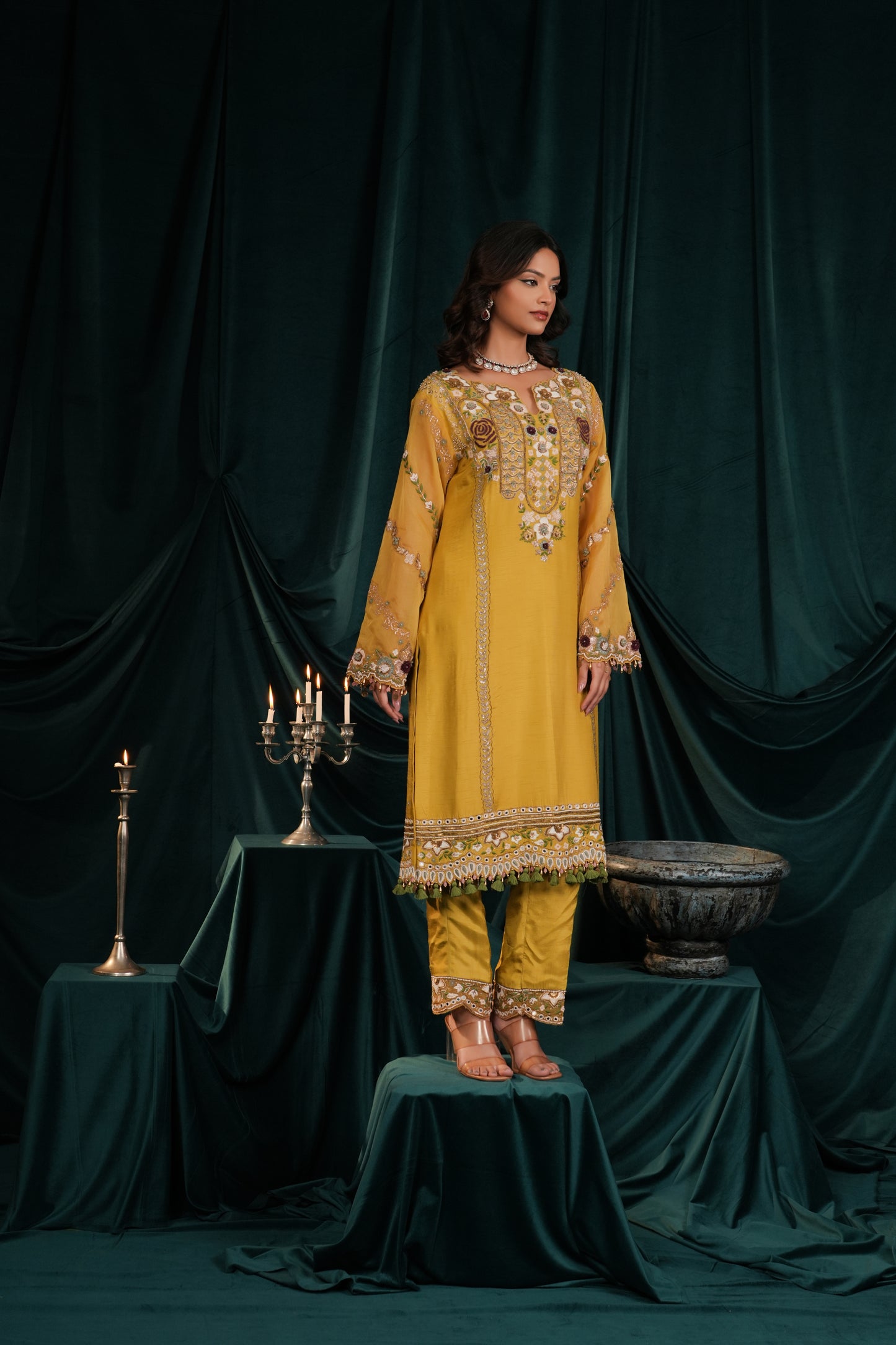 TUSCAN YELLOW SILK SUIT SET