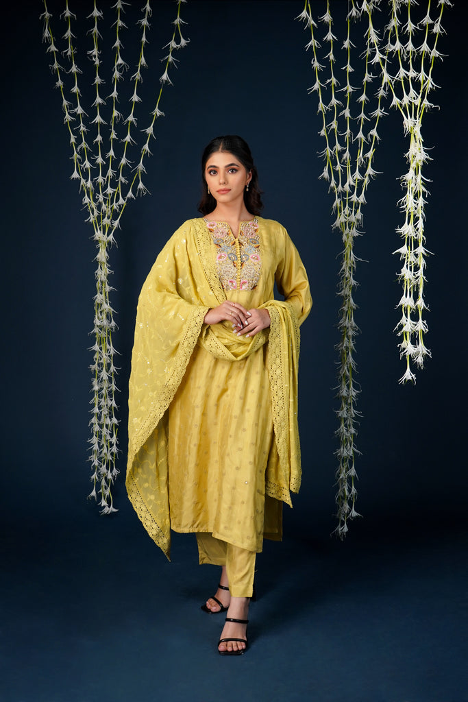 YELLOW GREEN EMBROIDERED SUIT SET