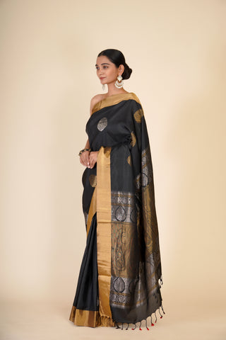 BLACK KANJIVARAM ZARI BUTTA SAREE alternate