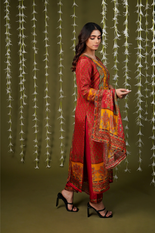 RED VISCOSE PRINTED SUIT SET