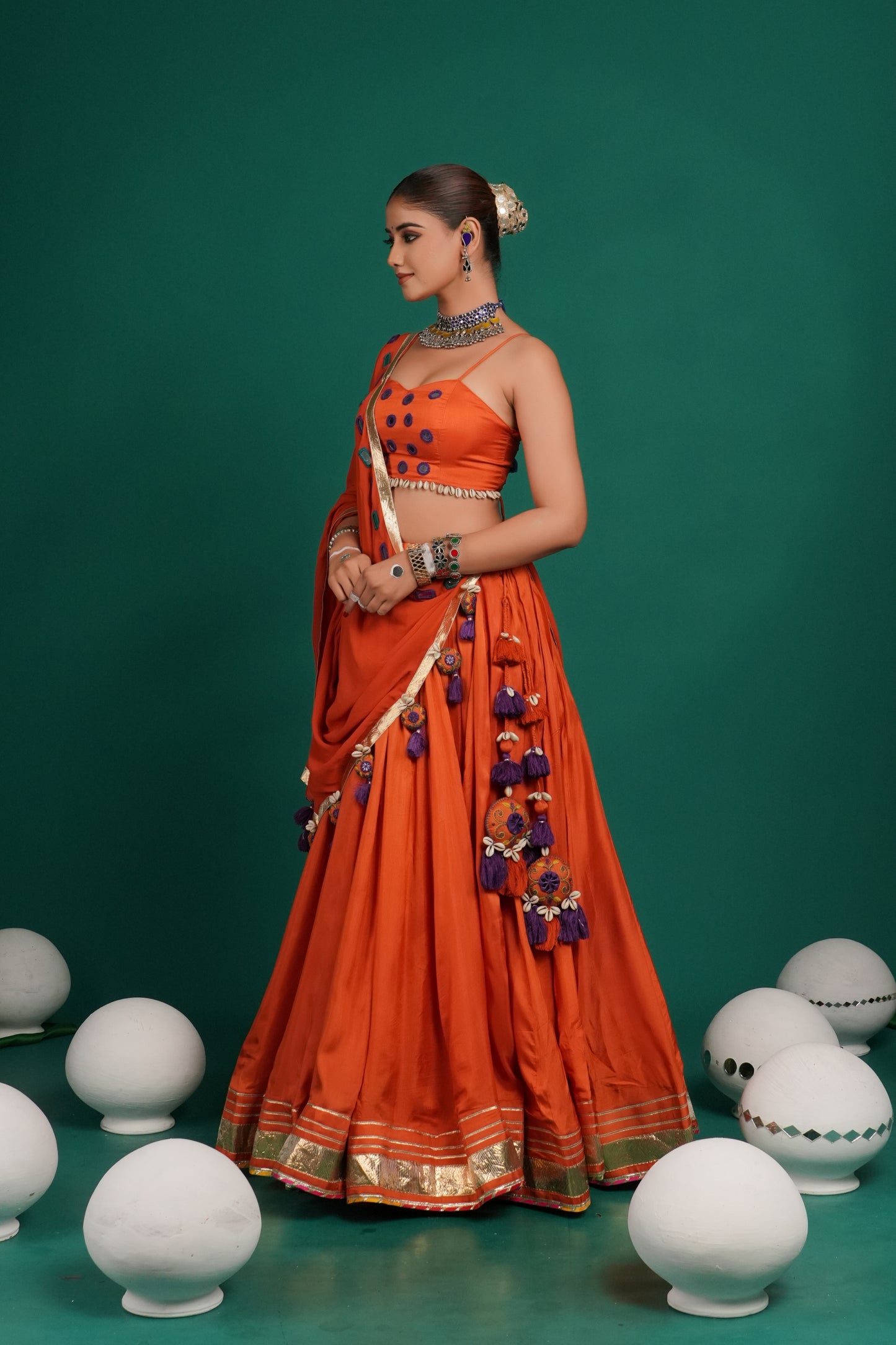 SUNHERI SANTRA
