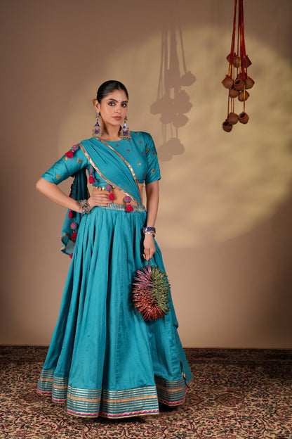 NEELA NAKHRA
