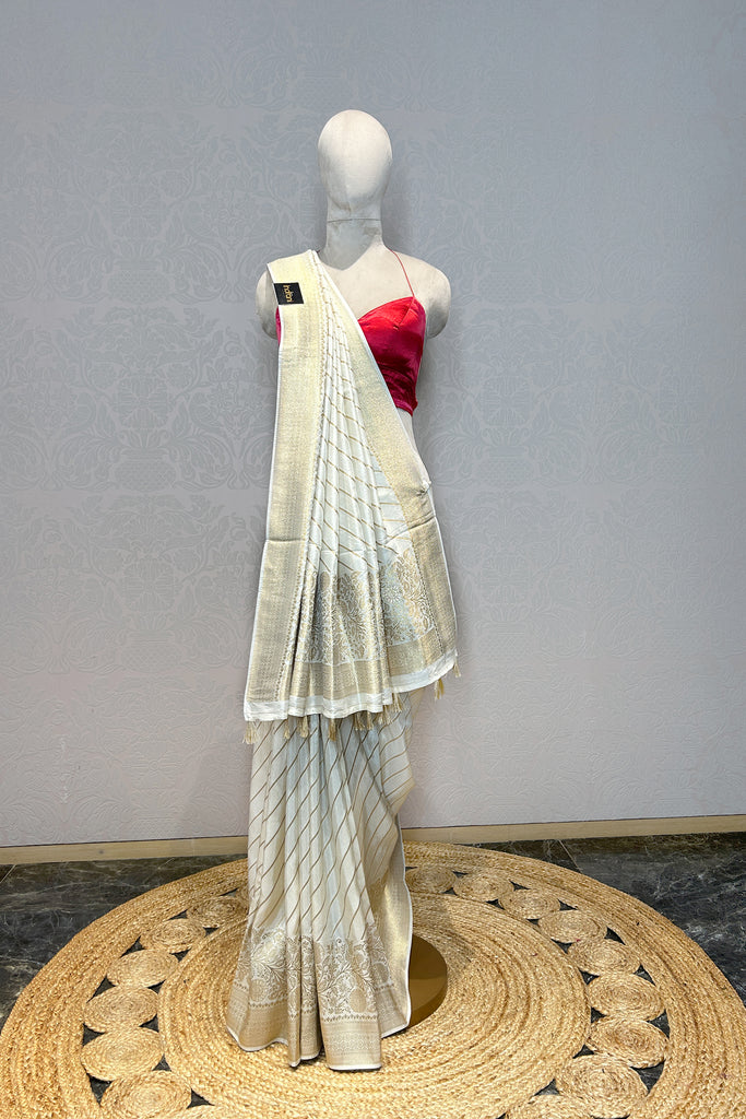 WHITE DOLA SILK SAREE IN LEHERIYA PATTERN