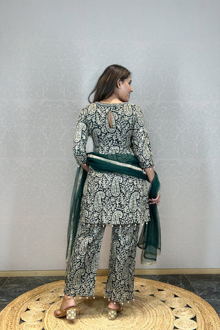 BOTTLE GREEN EMBROIDERED SUIT