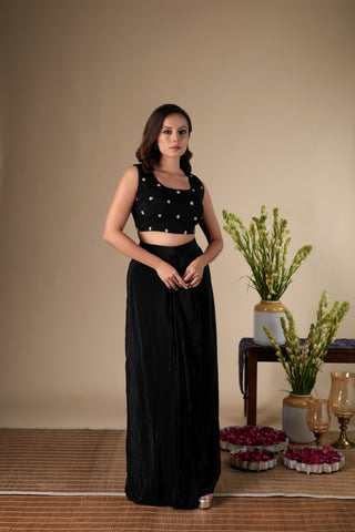 BLACK EMBROIDERED ORGANZA CAPE SET