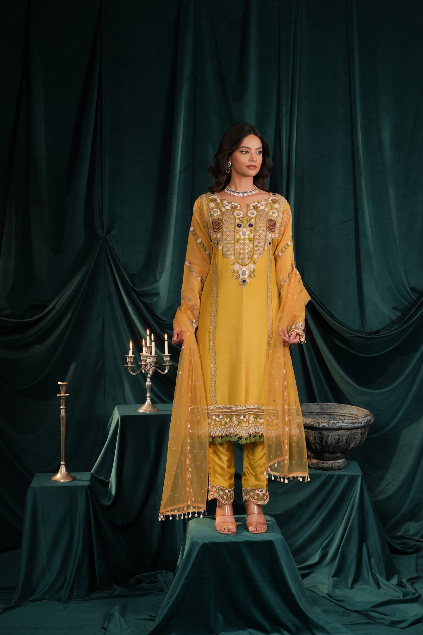 TUSCAN YELLOW SILK SUIT SET